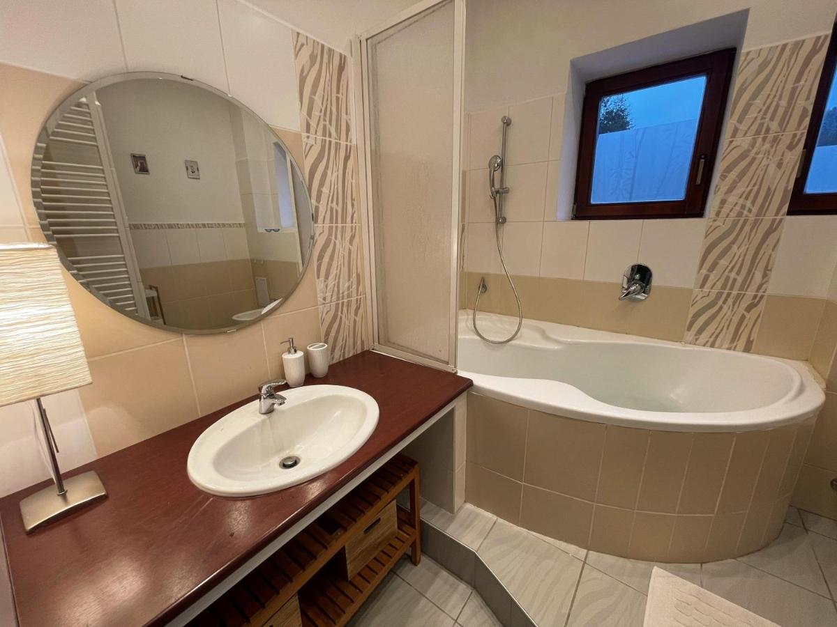 Apartamento Na Pekarne Železná Ruda Exterior foto